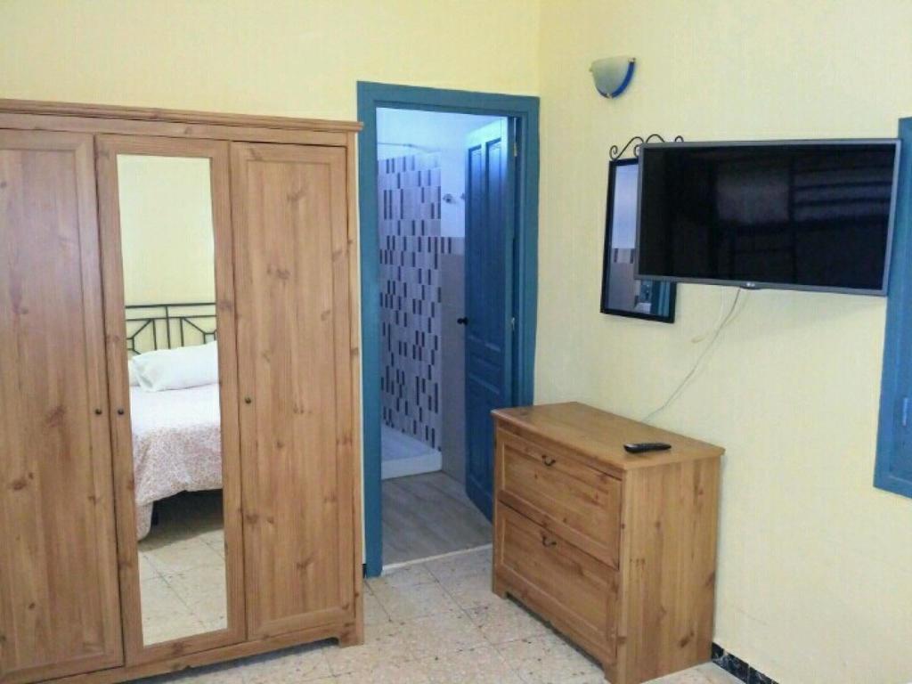 Pension La Montorena Seville Exterior photo